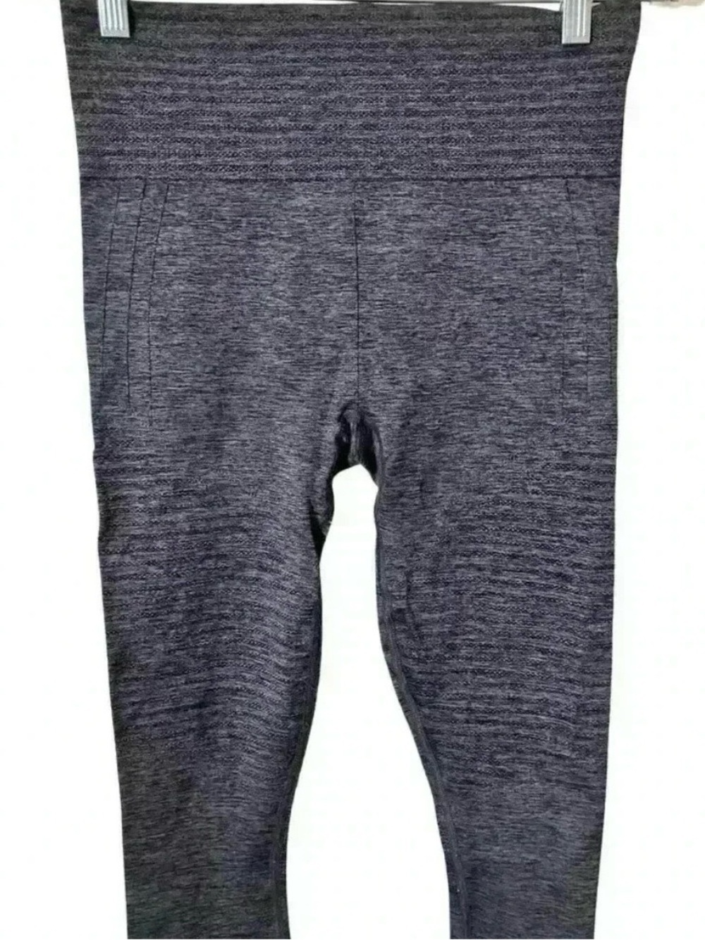 Athleta Seamless Charcoal Gray Compression
Leggings - Picture 6 of 7